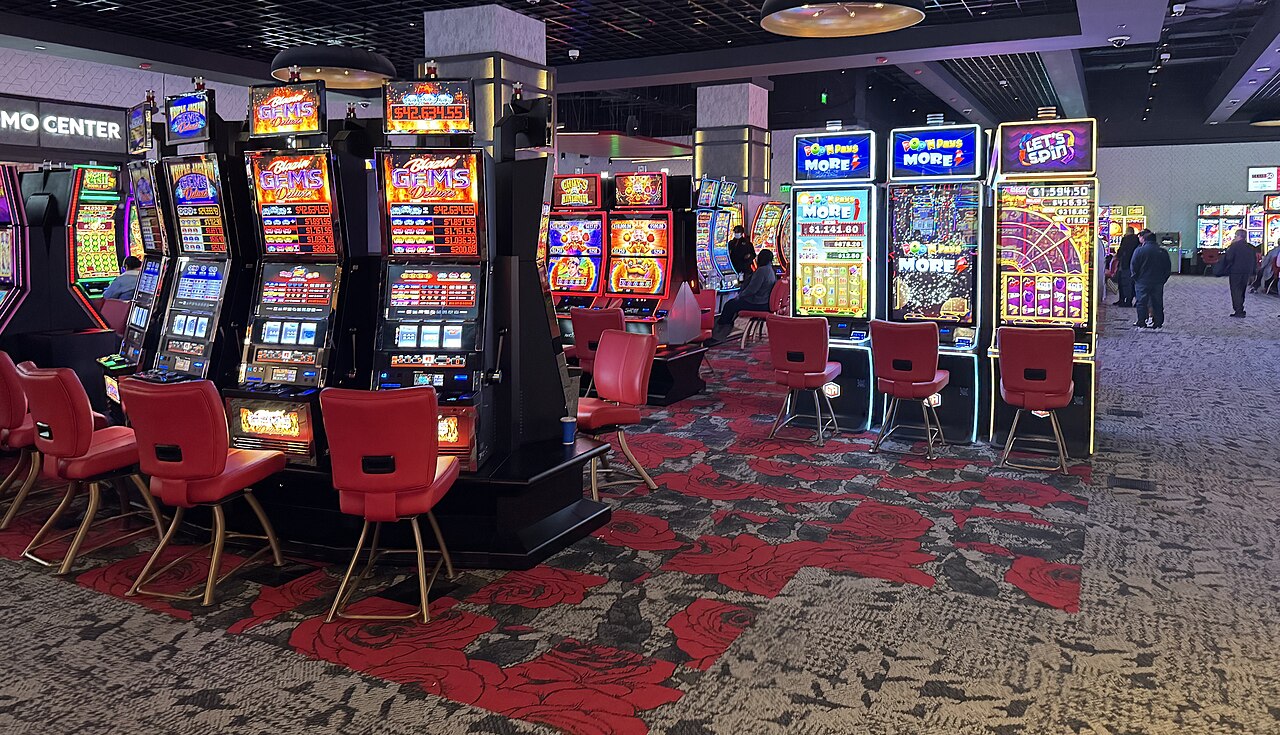 FairPlay Slots Paytable: the symbol pays table showing what each slot symbol returns